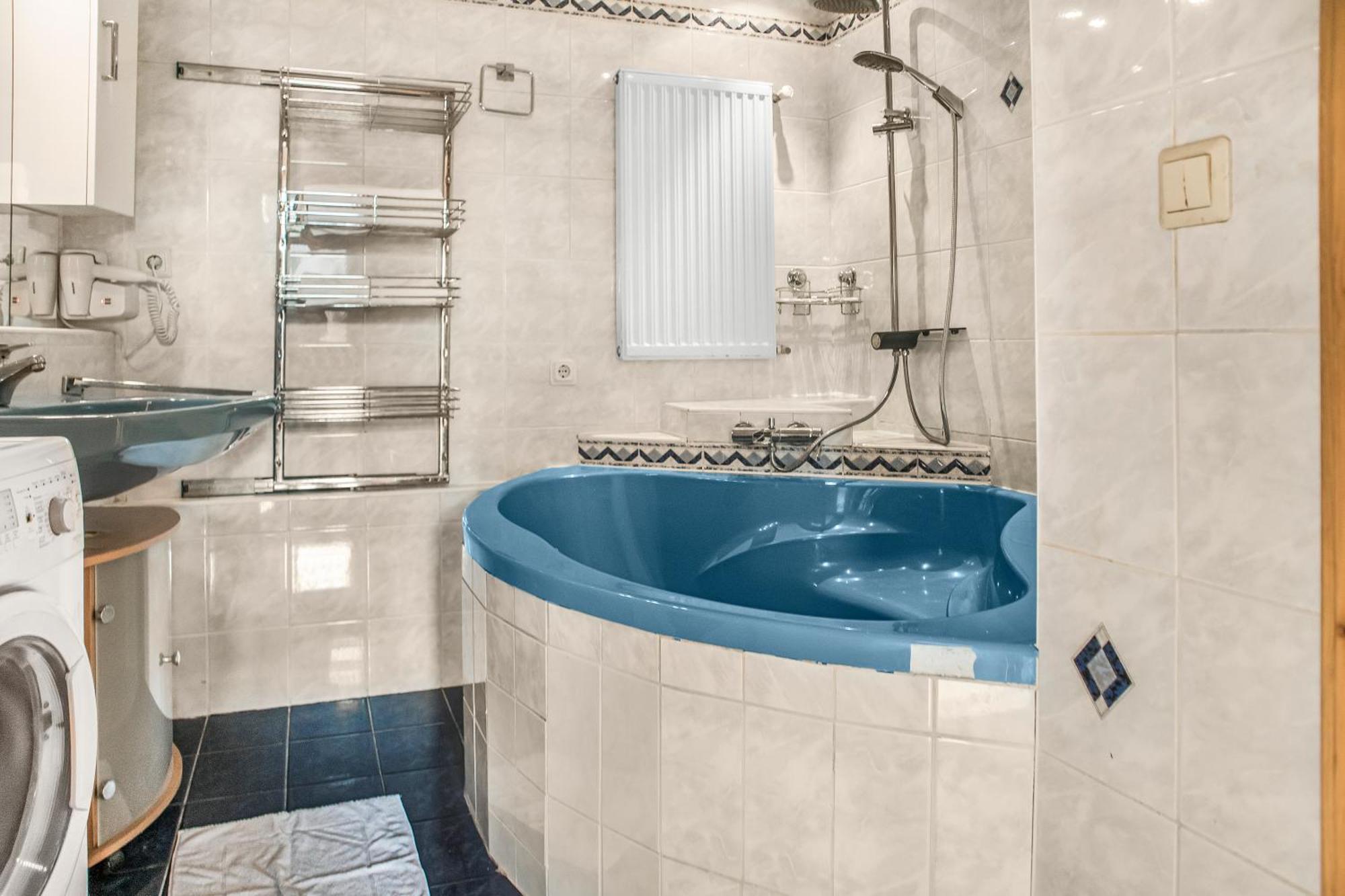 Comfy 2br Wifi & Tv Next To Millenium Tower Apartment Wien